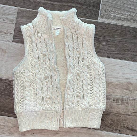 cc bates Other - Girls cable kit Zipper vest S